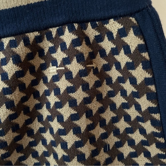 The Upside Interstella Pierre Jacquard Short - Picture 10 of 10